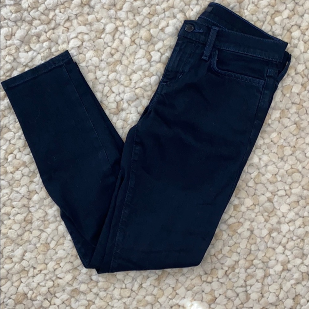 Joe’s Jeans: Cigarette Style